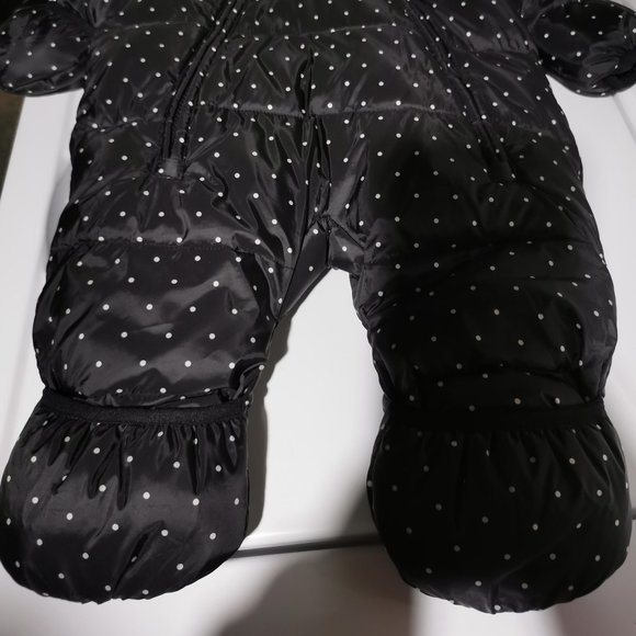 Gap Baby 100% Recycled Polyester ColdControl Max Puffer OnePiece - True Black - Picture 3 of 6
